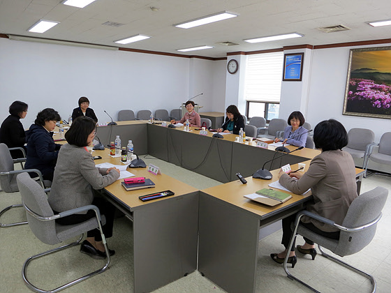 「강원도 경력단절여성 취업자의 고용지속 및 이직 실태 연구」착수보고 및 전문가 회의 개최 